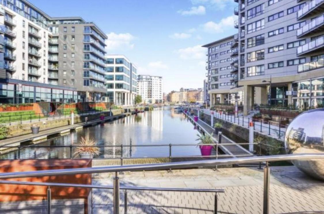 Deluxe City Modern Apt&Free Parking No Balcony Leeds  Exteriör bild