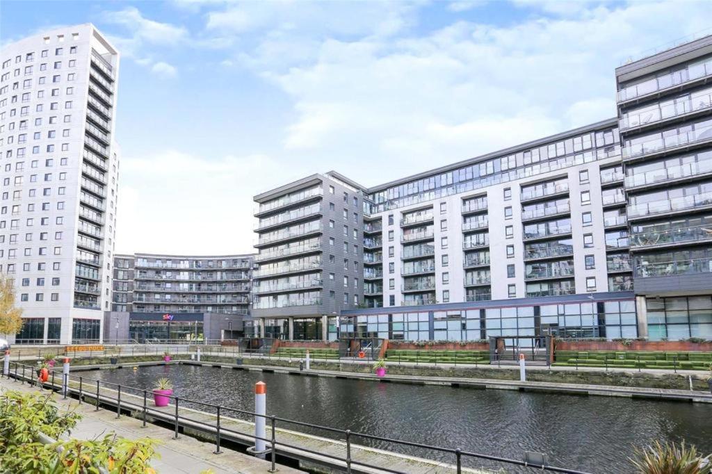 Deluxe City Modern Apt&Free Parking No Balcony Leeds  Exteriör bild