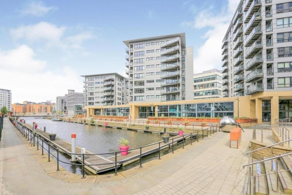 Deluxe City Modern Apt&Free Parking No Balcony Leeds  Exteriör bild