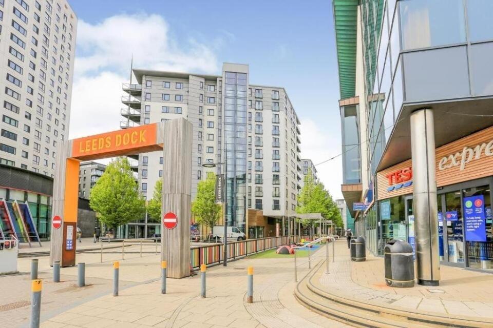 Deluxe City Modern Apt&Free Parking No Balcony Leeds  Exteriör bild